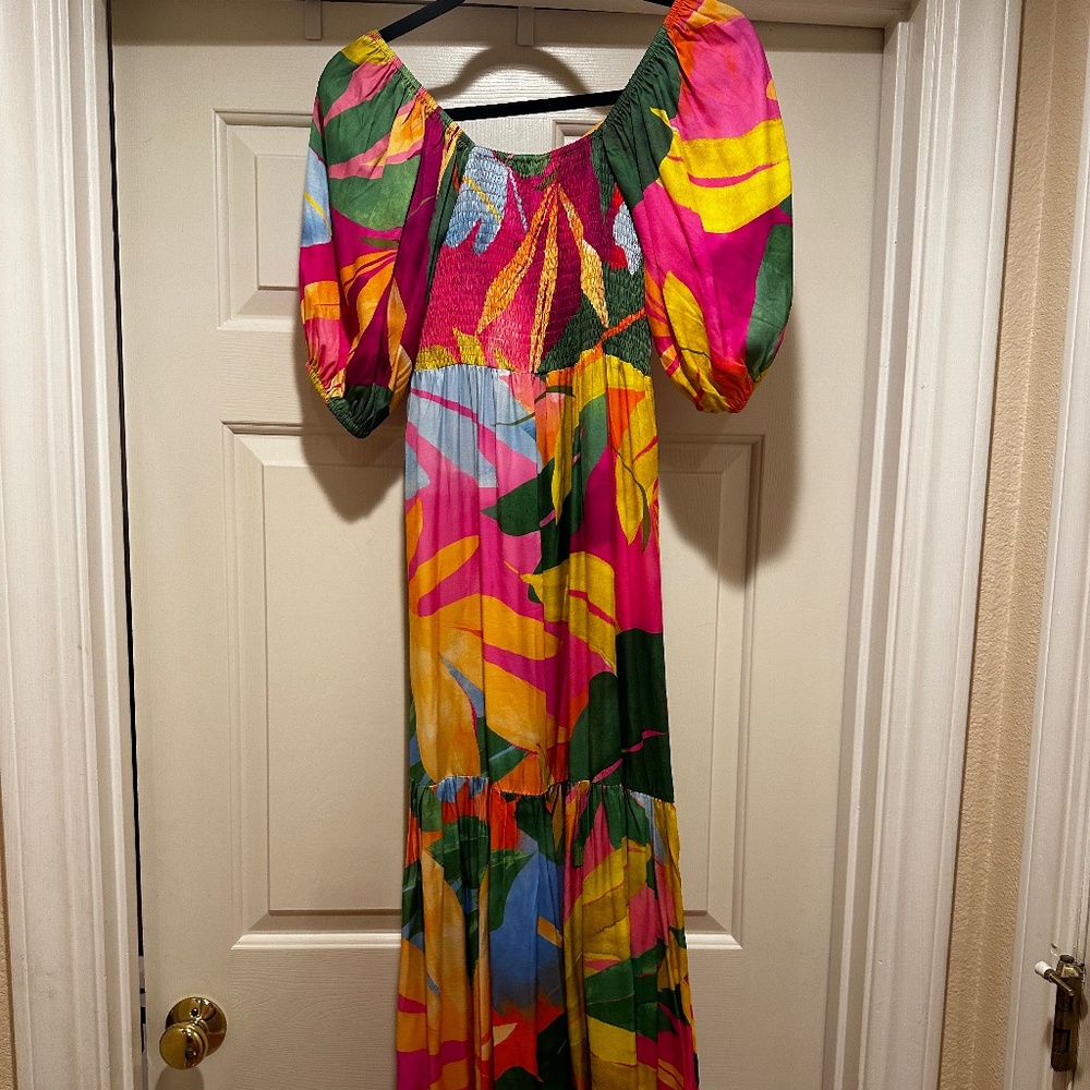 Dress - Picture 5 of 6